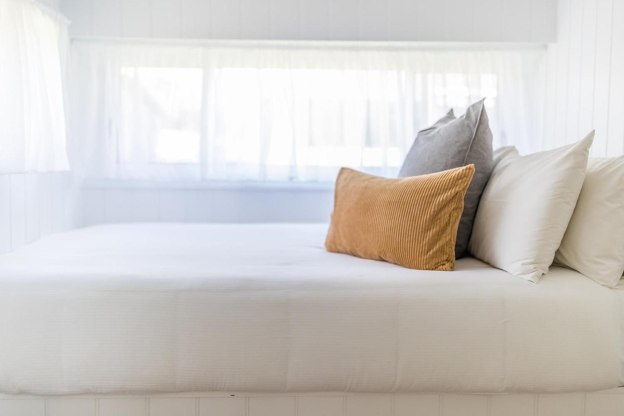 Surfside Cudmirrah Beach Berrara Room photo